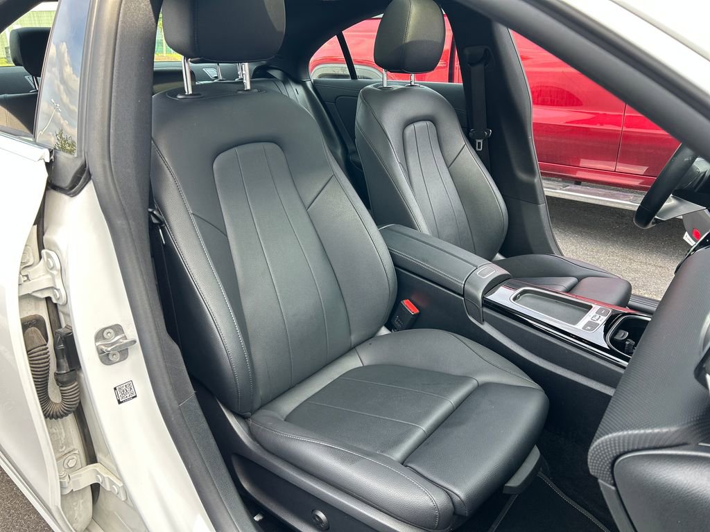Used 2025 Mercedes-Benz CLA 250 image 38