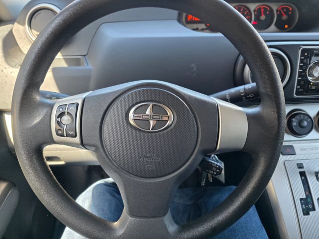 Used 2009 Scion xB FWD image 15