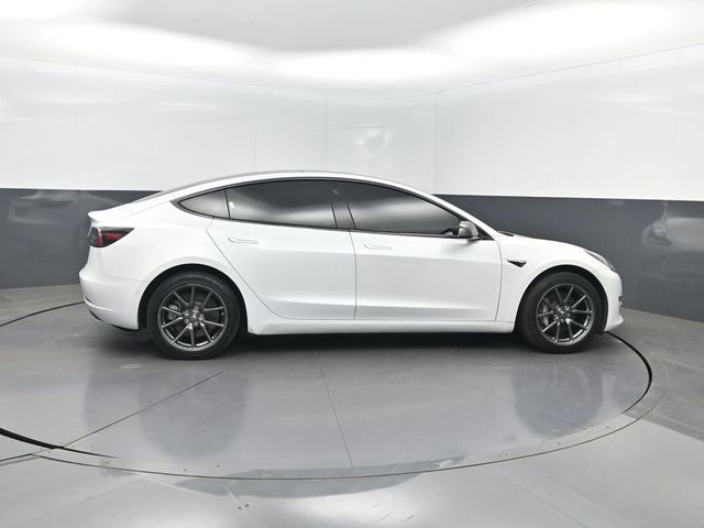 Used 2019 Tesla Model 3 Mid Range RWD image 26