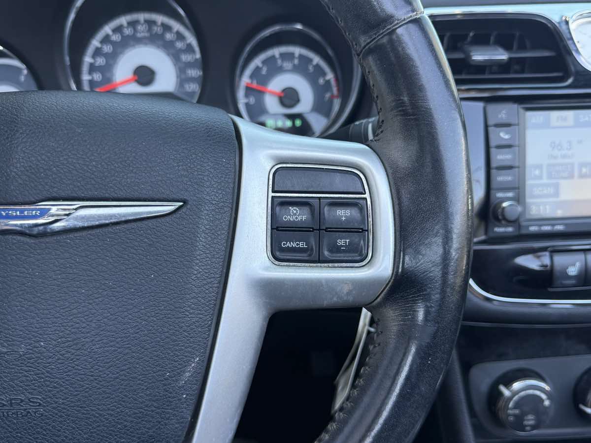 Used 2011 Chrysler 200 Touring w/ Cold Weather Group FWD image 17