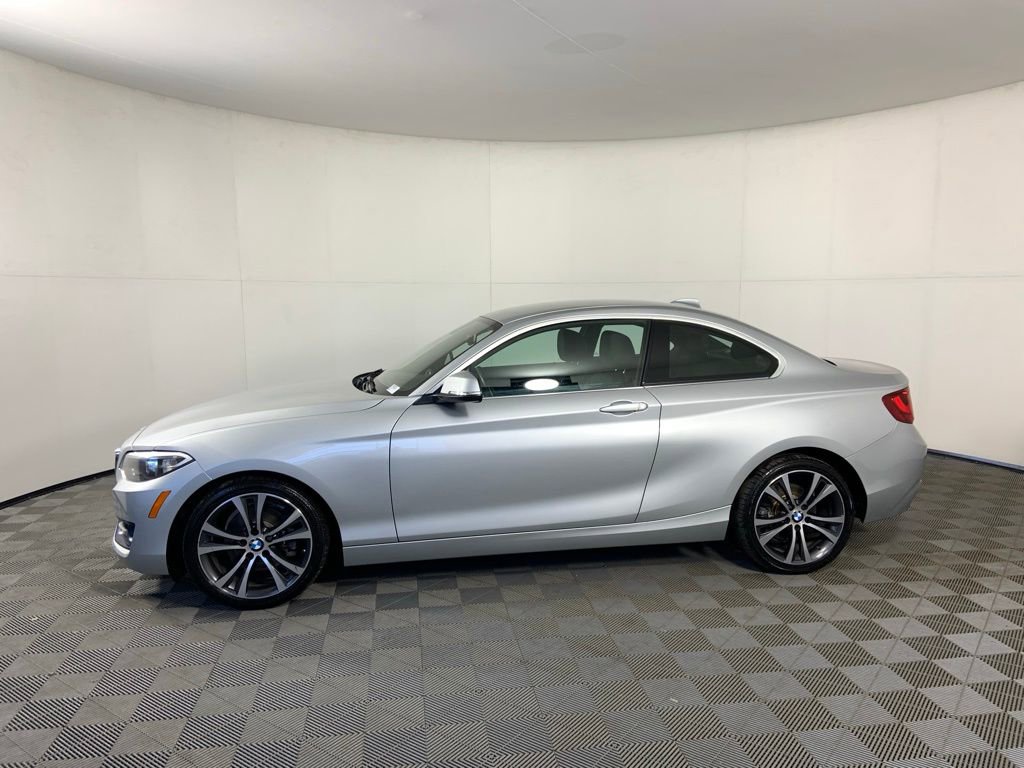 Used 2017 BMW 230i Coupe w/ Driving Assistance Package RWD image 6