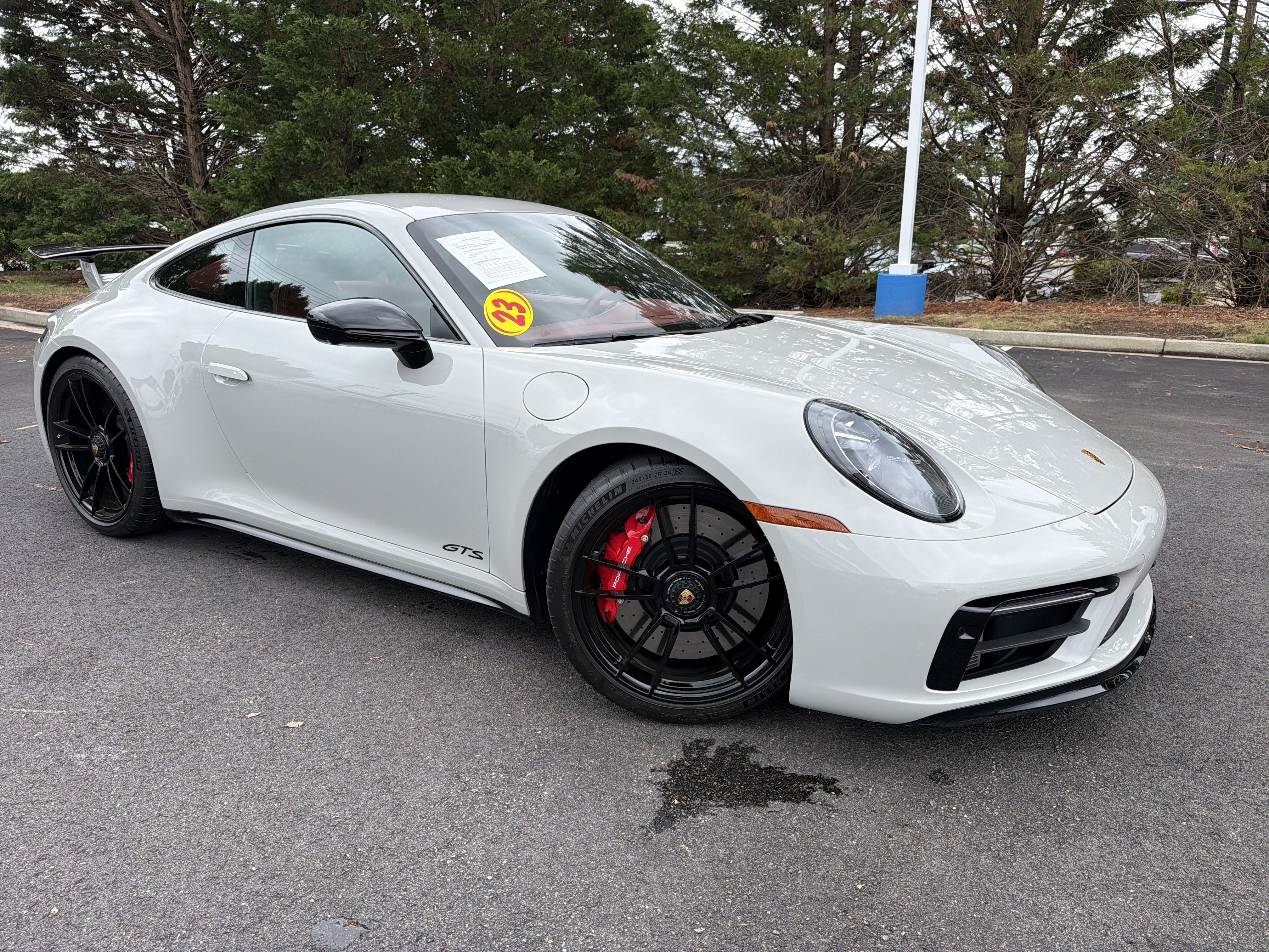 Used 2023 Porsche 911 Carrera GTS RWD image 2