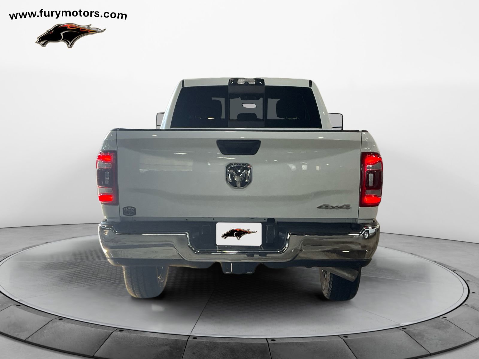 Used 2024 RAM 2500 Tradesman w/ Towing Technology Group image 4