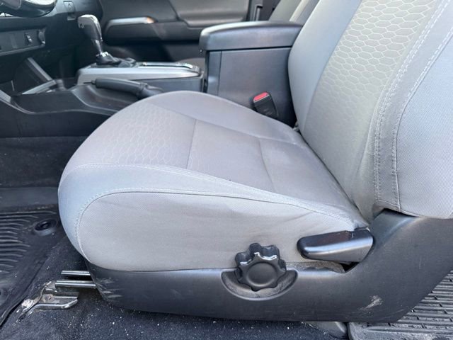 Used 2018 Toyota Tacoma SR5 image 18