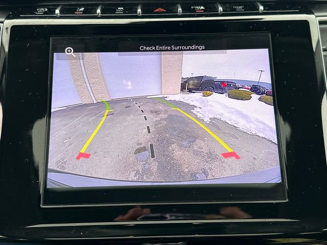 Used 2023 Jeep Grand Cherokee Laredo w/ Luxury Tech Group I image 34