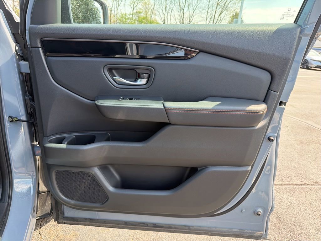 Used 2023 Honda Pilot TrailSport image 27