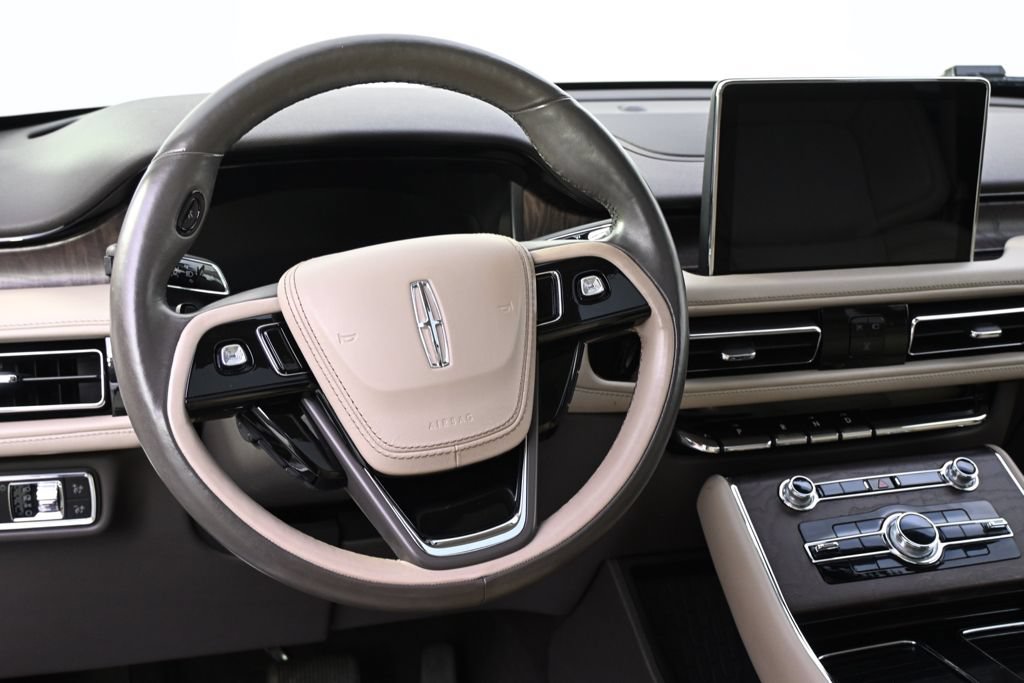 Used 2020 Lincoln Aviator Reserve w/ Equipment Group 202A AWD/4WD image 9