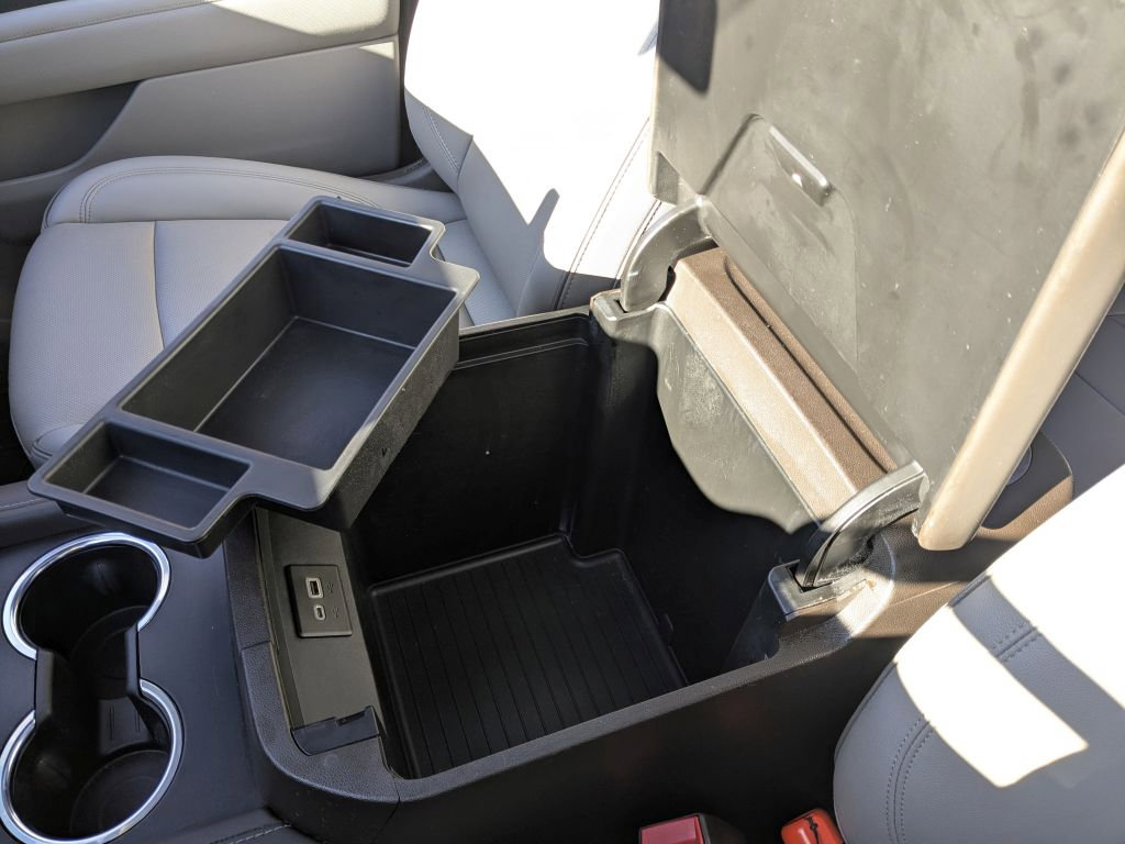 Certified 2022 GMC Yukon XL SLT w/ SLT Premium Package image 25