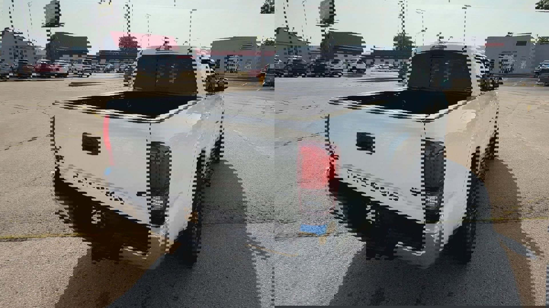 Used 2023 Toyota Tacoma SR image 8