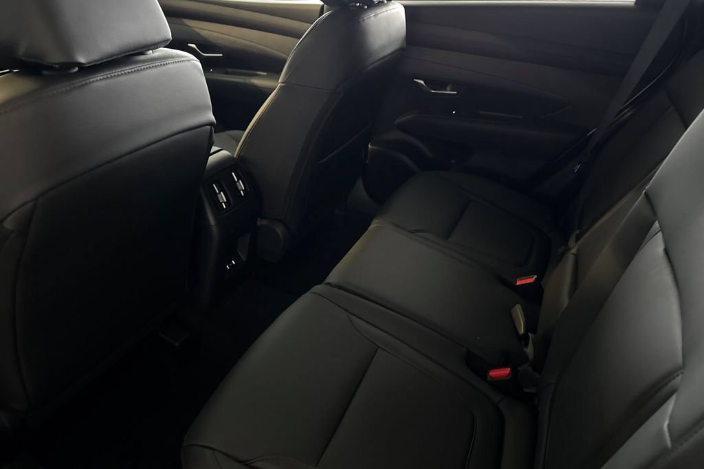 New 2026 Hyundai Tucson SEL FWD image 13