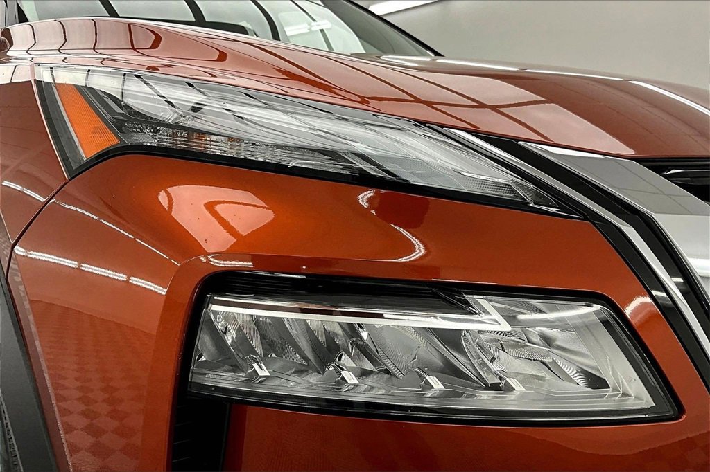 Used 2022 Nissan Rogue SL w/ SL Premium Package image 29