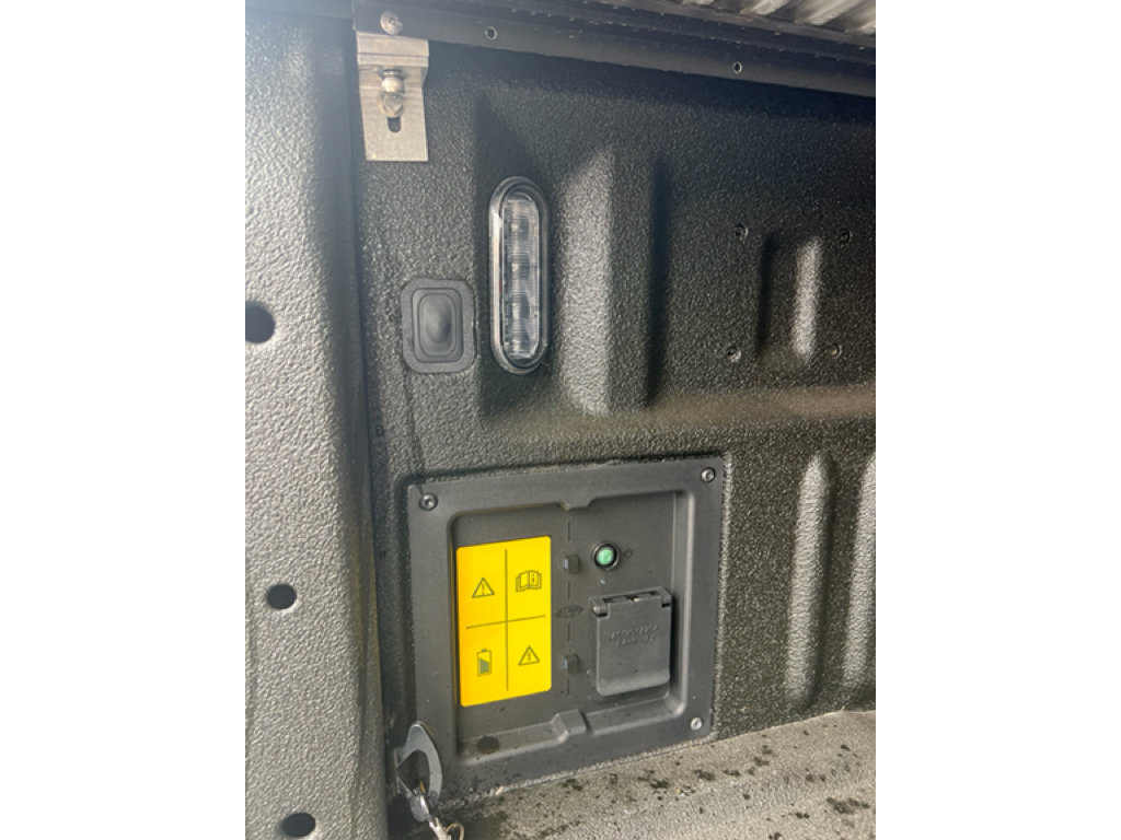 Used 2024 Ford F150 Lightning Flash image 15