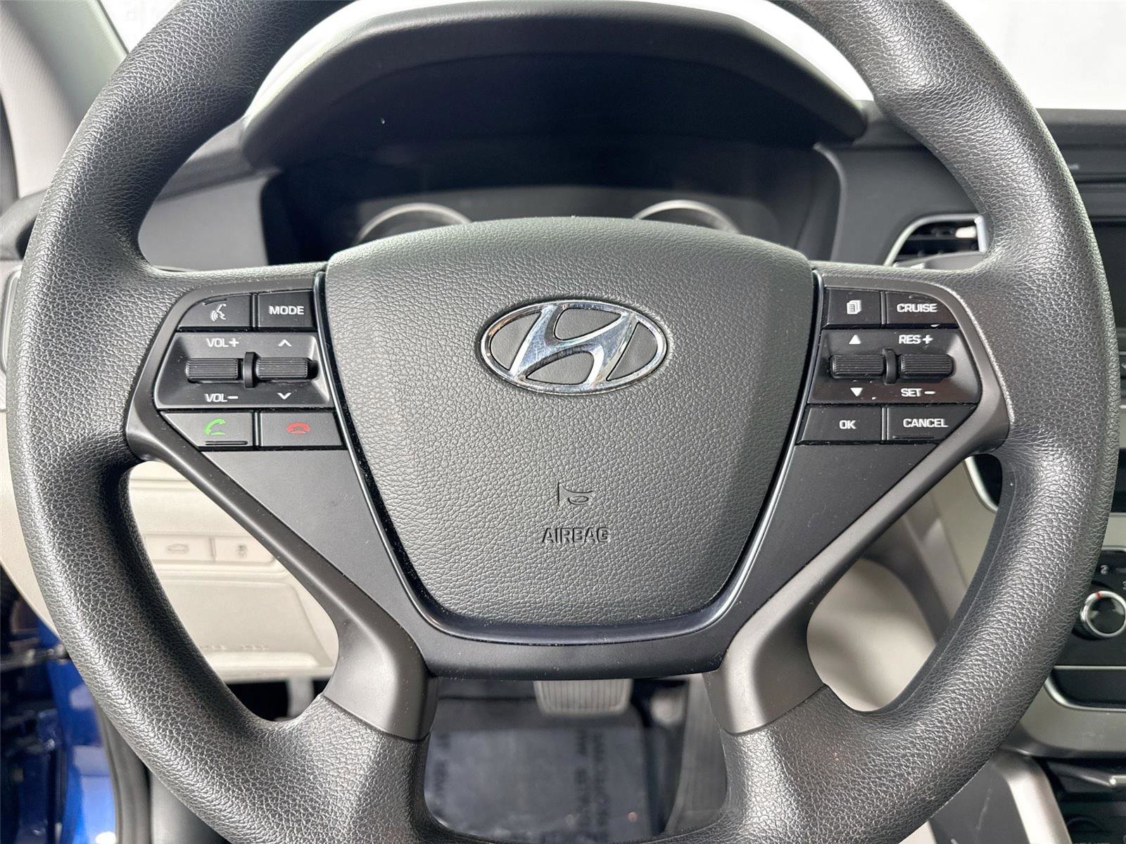 Used 2015 Hyundai Sonata SE w/ Option Group 09 FWD image 13