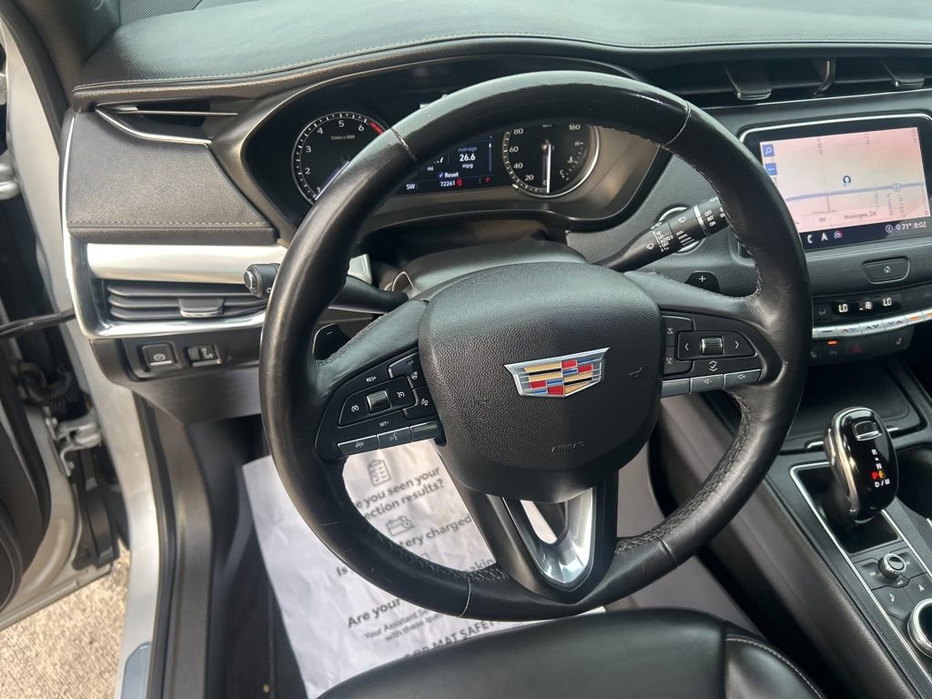 Used 2020 Cadillac XT4 Premium Luxury w/ Cold Weather Package image 13