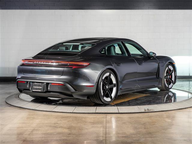 Used 2025 Porsche Taycan 4S AWD/4WD image 9