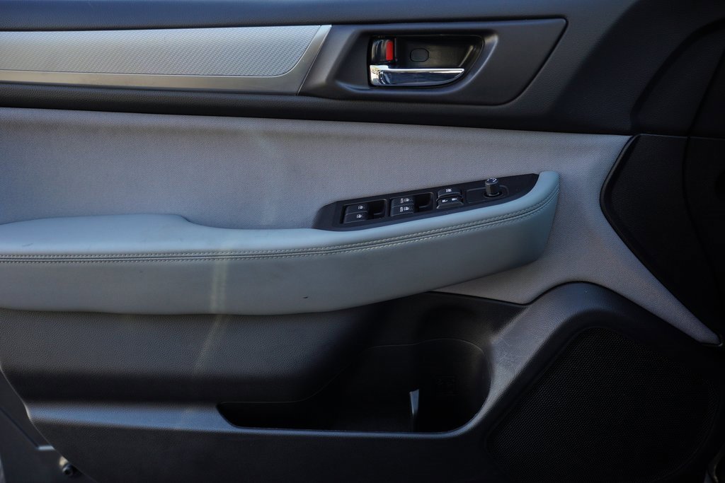 Used 2019 Subaru Outback 2.5i Premium image 34