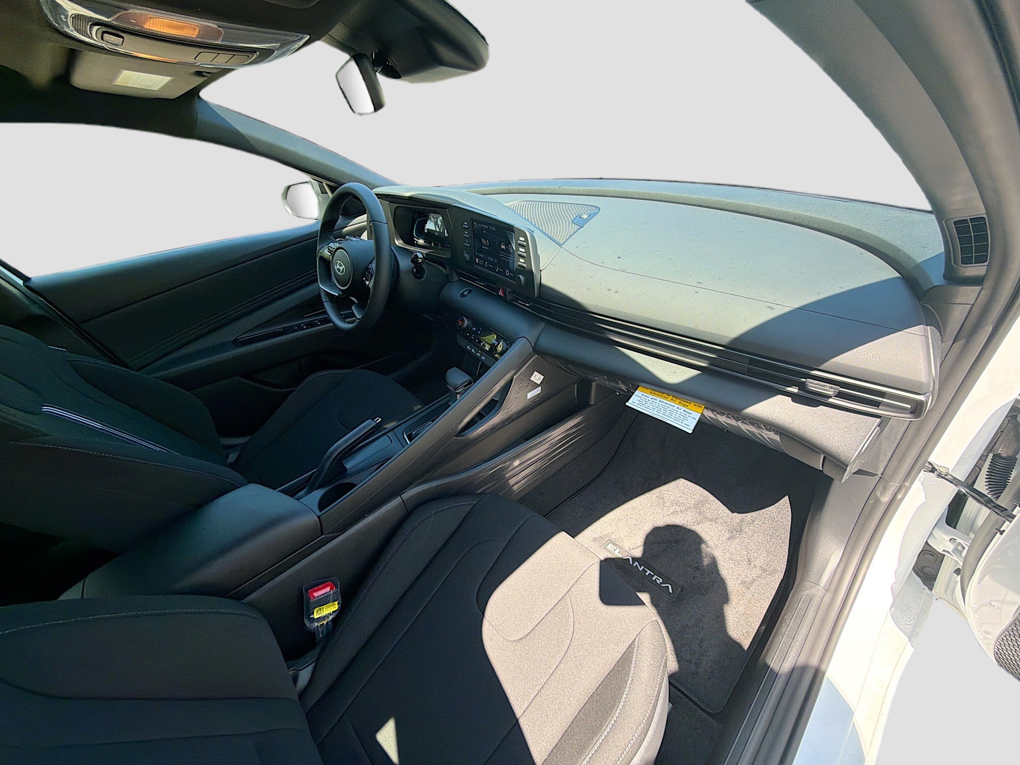 New 2026 Hyundai Elantra Sport FWD image 21