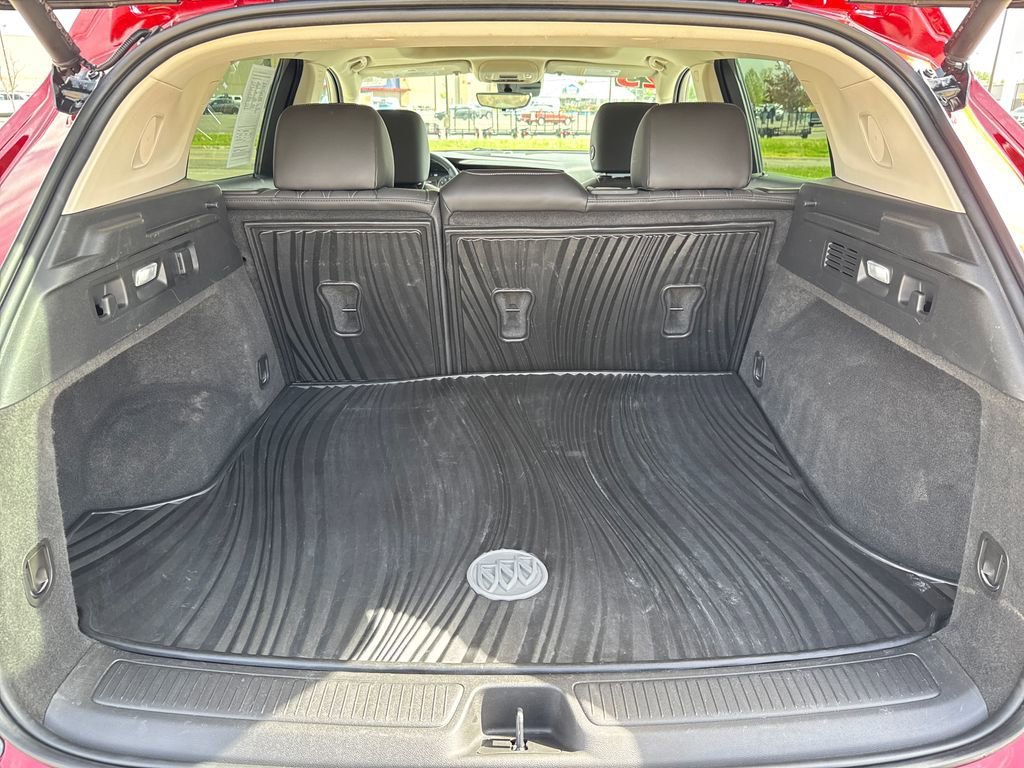 Certified 2023 Buick Envision Avenir AWD/4WD image 40