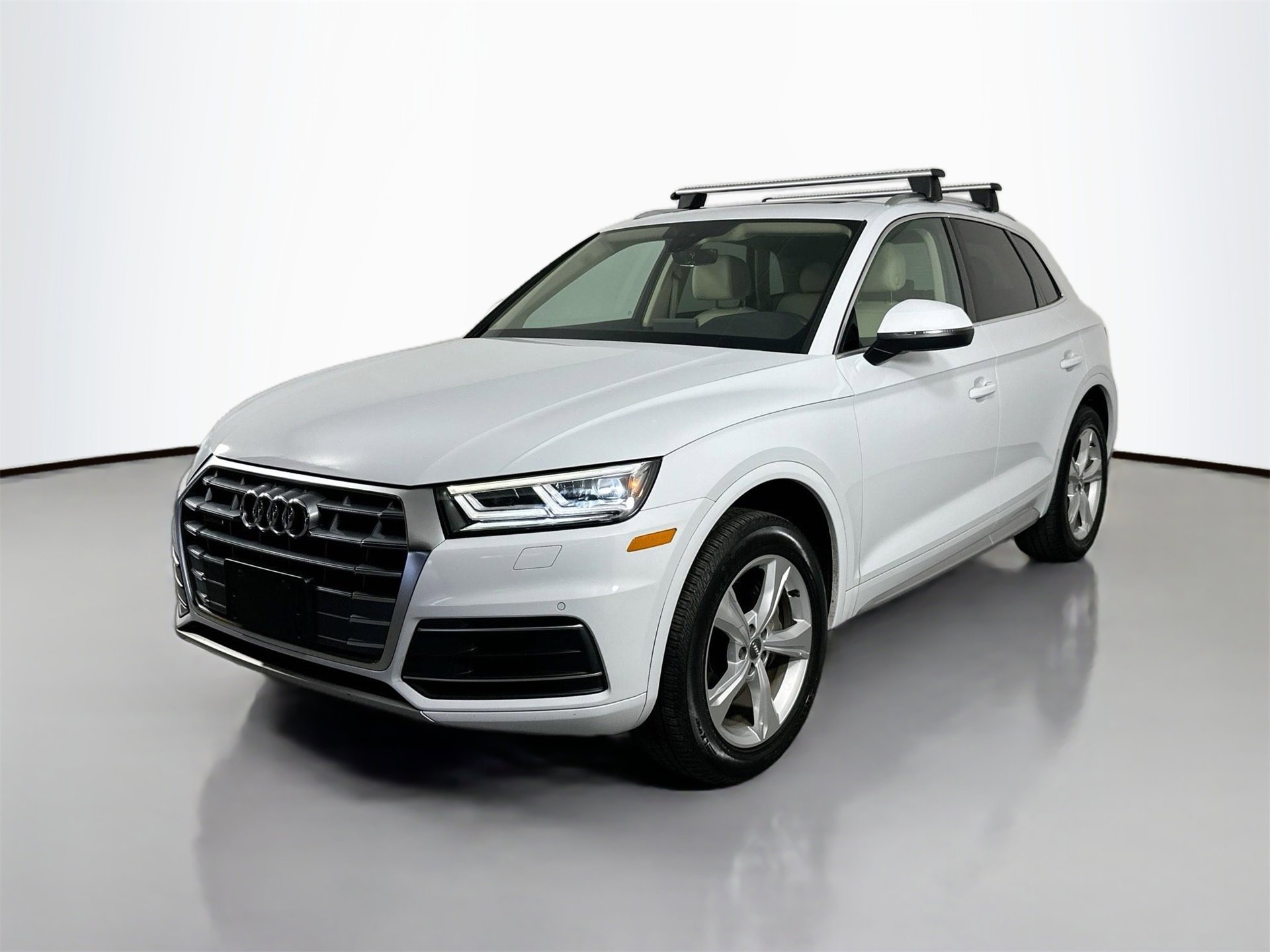 Used 2020 Audi Q5 2.0T Premium Plus w/ Premium Plus Package image 1