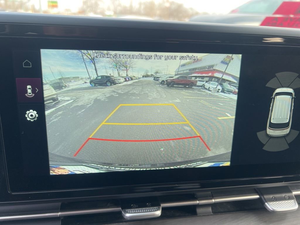 Certified 2023 Kia Carnival EX image 46