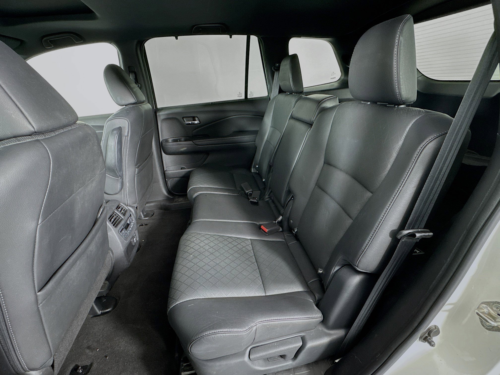 Certified 2019 Honda Passport Touring image 25