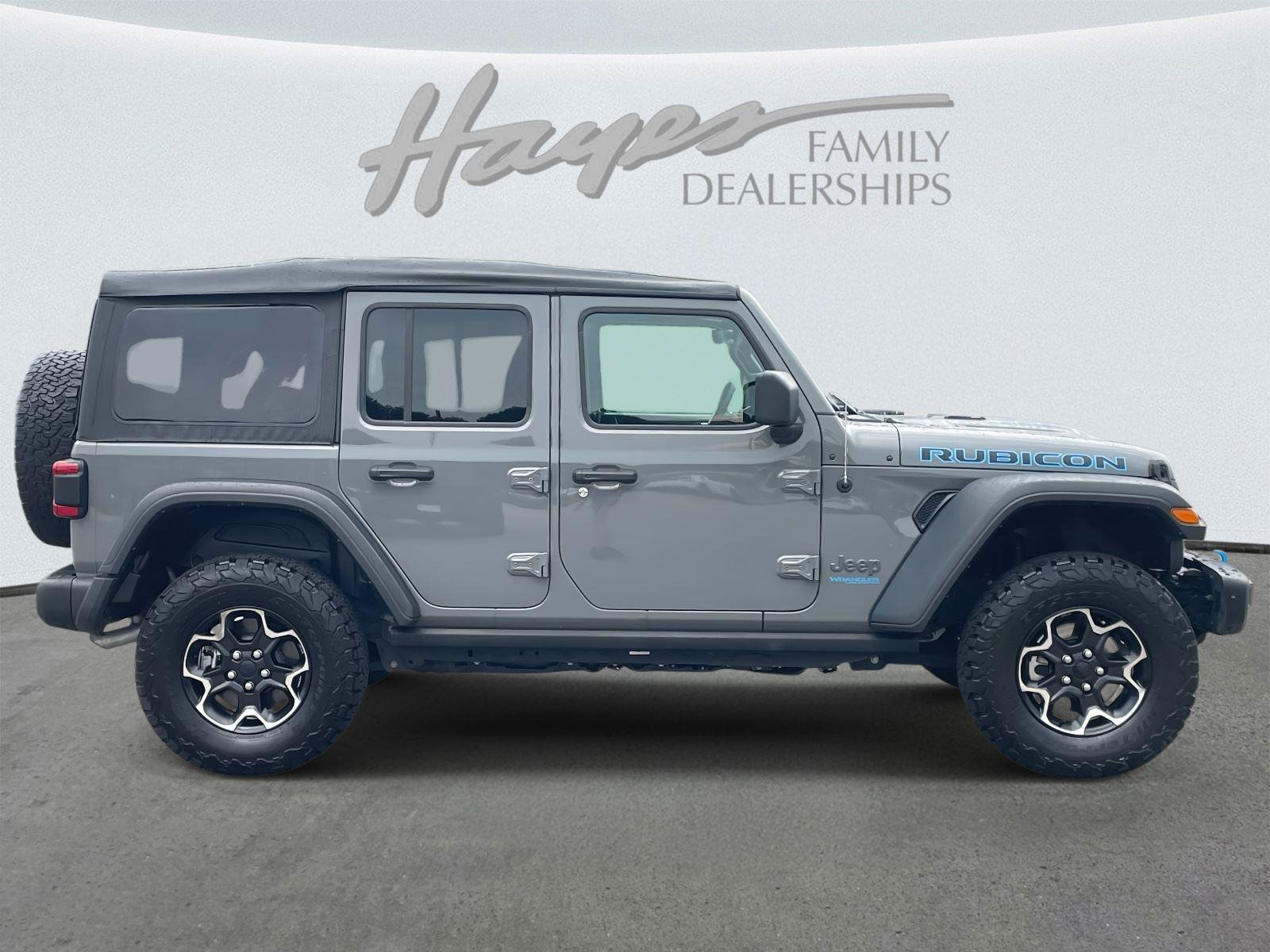 Used 2021 Jeep Wrangler Unlimited Rubicon 4xe w/ Steel Bumper Group AWD/4WD image 23