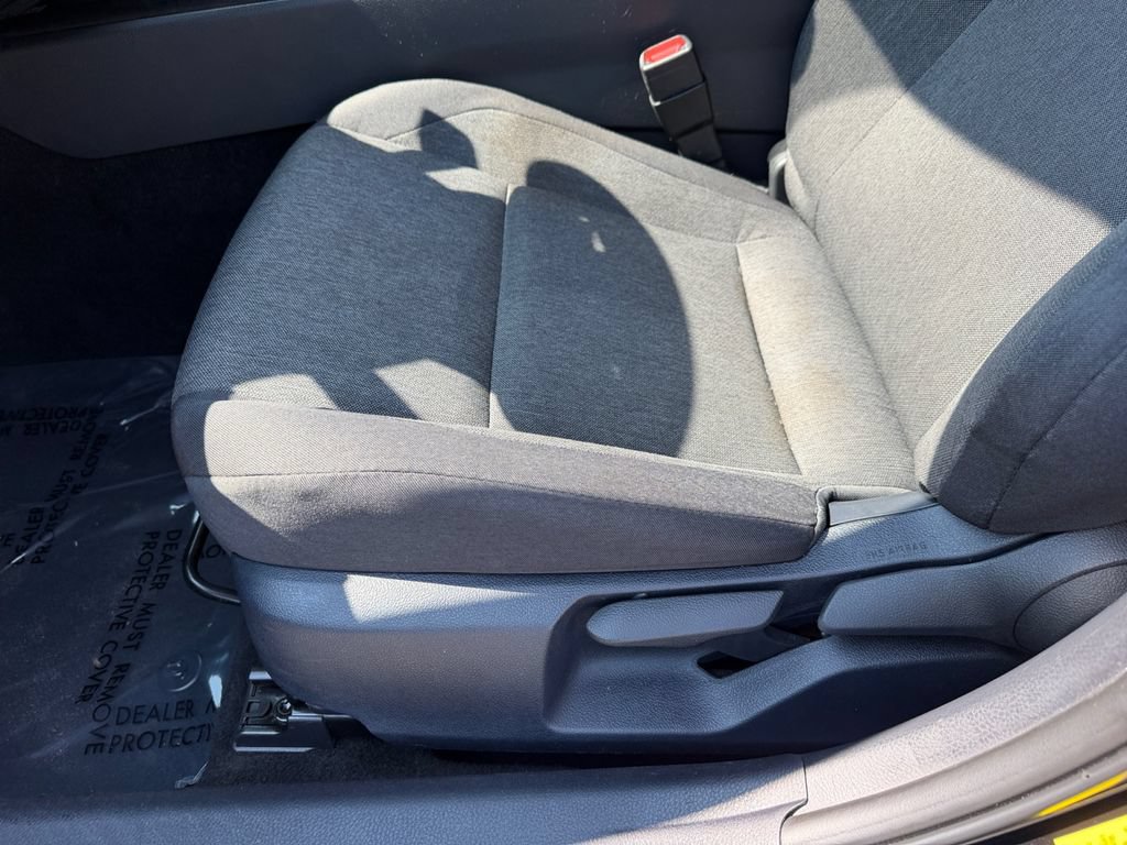 Used 2025 Toyota Camry LE FWD image 25