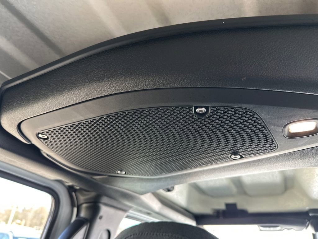 Used 2024 Jeep Wrangler Sport S image 34