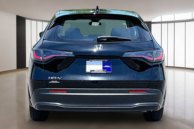Used 2025 Honda HR-V LX image 5
