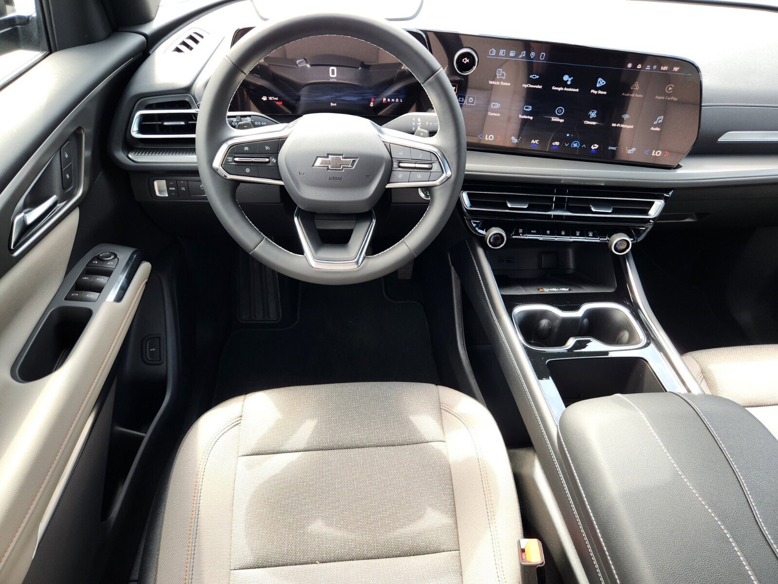 New 2026 Chevrolet Traverse LT w/ Midnight/Sport Edition image 10