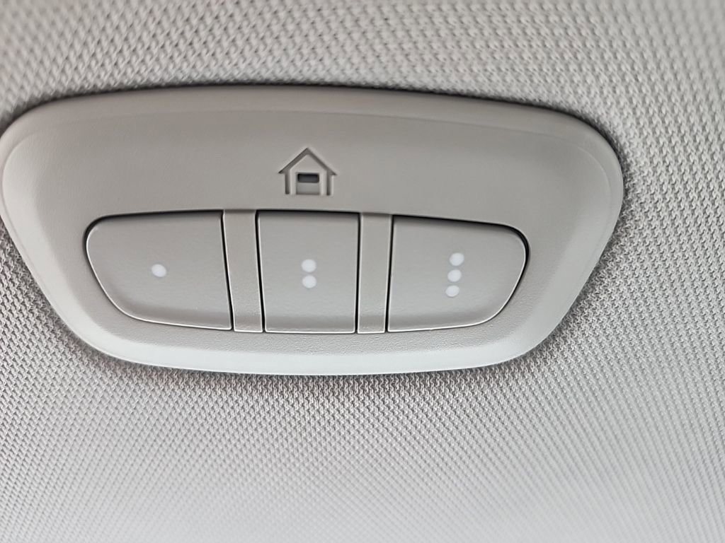 Used 2023 Jeep Wagoneer Series III w/ Preferred Equipment Group image 42