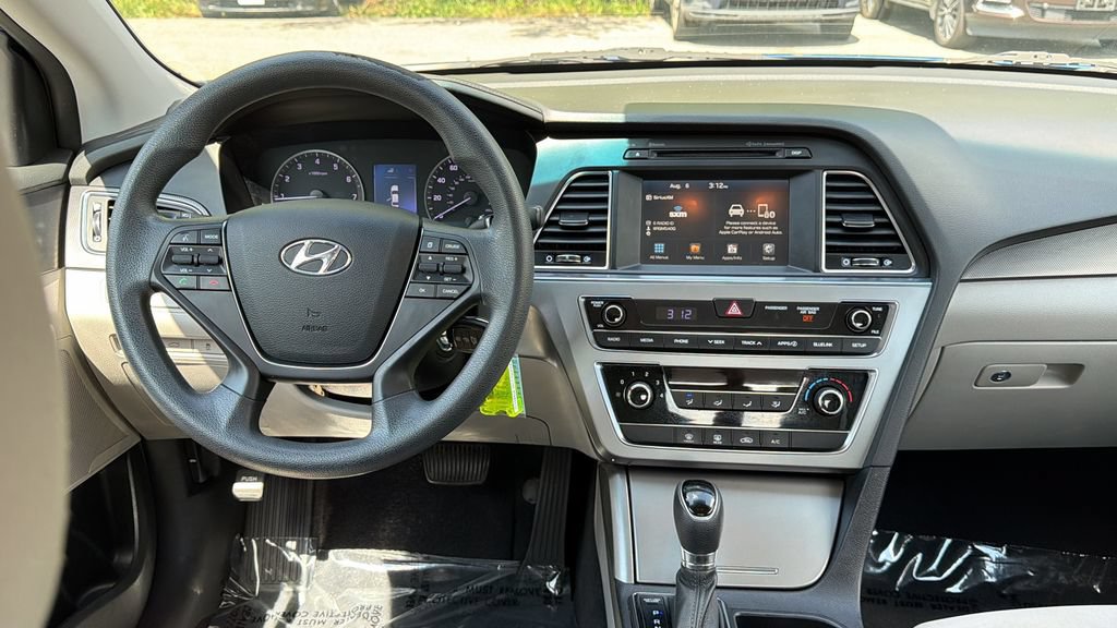 Used 2017 Hyundai Sonata Sport FWD image 10
