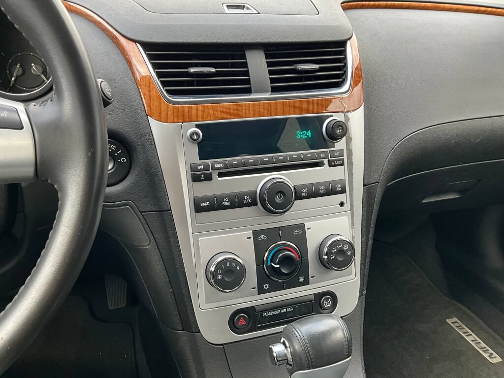 Used 2008 Chevrolet Malibu LT w/ Rear Power Package FWD image 15