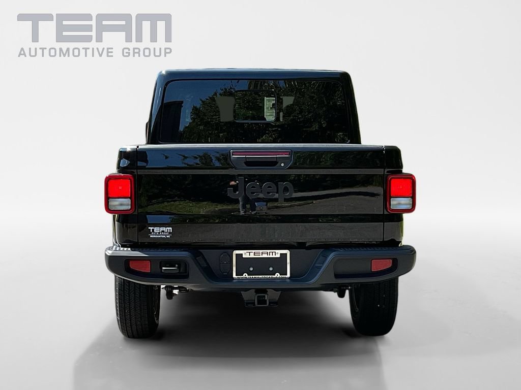 New 2025 Jeep Gladiator Sport AWD/4WD image 6