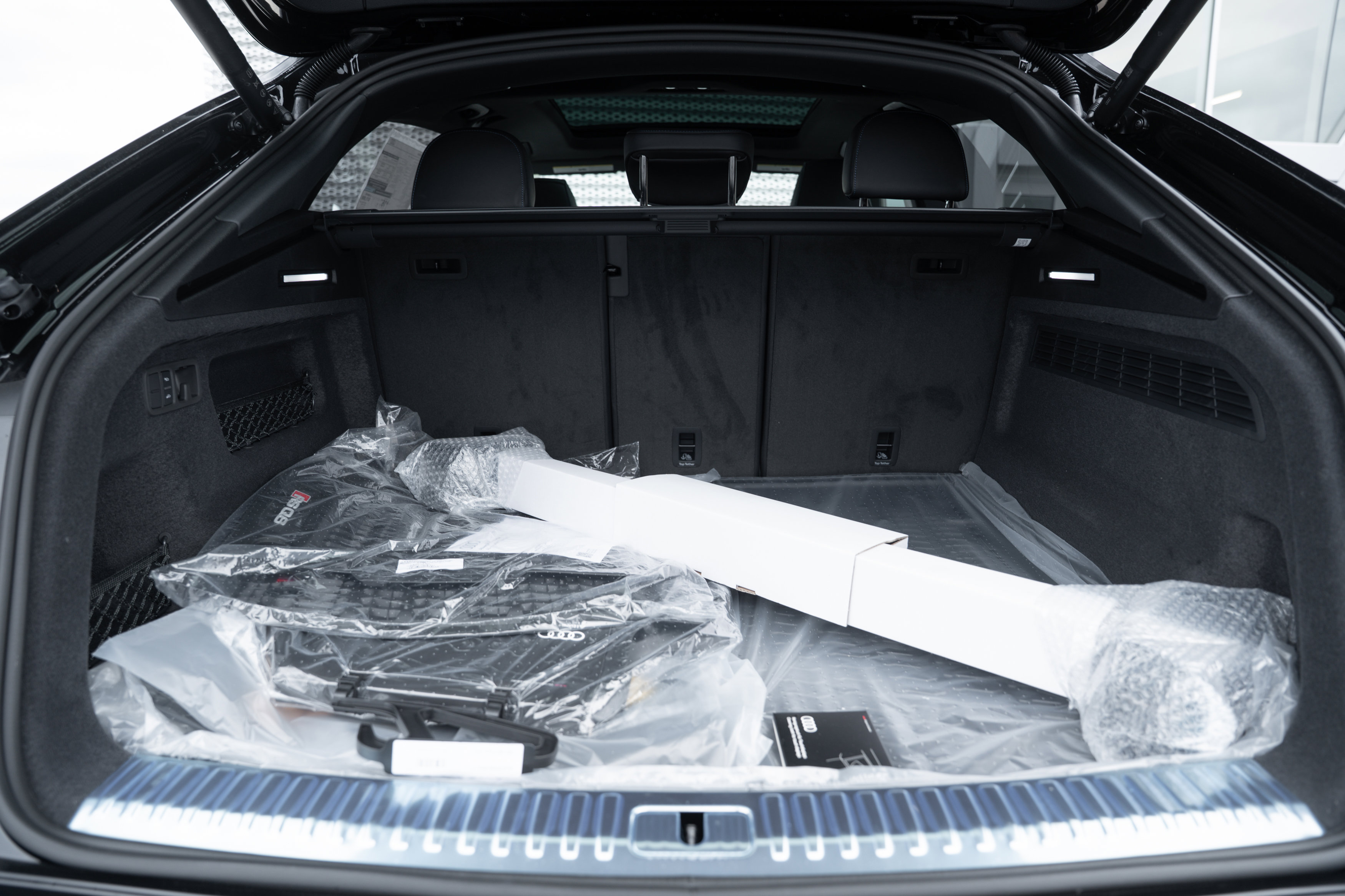 New 2026 Audi RS Q8 performance image 40