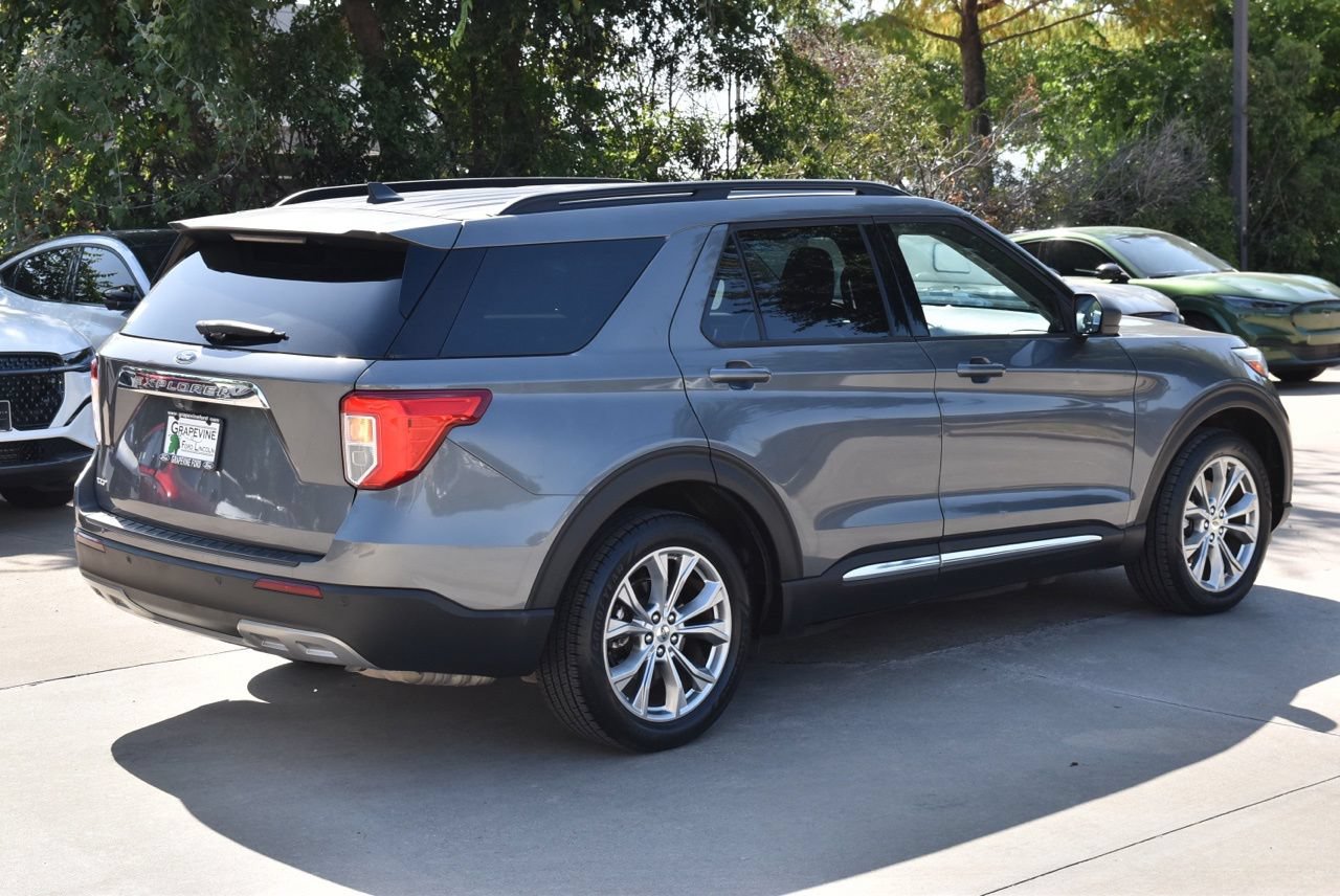 Used 2021 Ford Explorer XLT w/ Equipment Group 202A RWD image 7