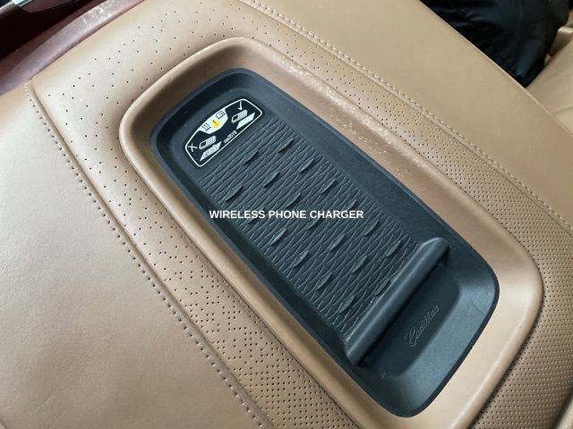 Used 2016 Cadillac Escalade Platinum image 27