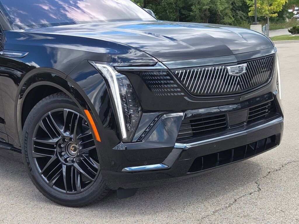 New 2026 Cadillac Escalade IQ Sport 2 w/ LPO, ONYX Package image 2