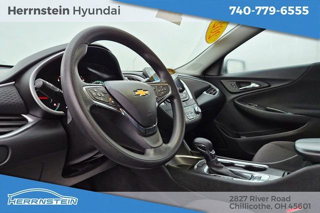 Used 2024 Chevrolet Malibu LT image 18