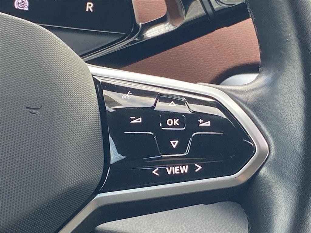 Certified 2022 Volkswagen ID.4 Pro S image 9