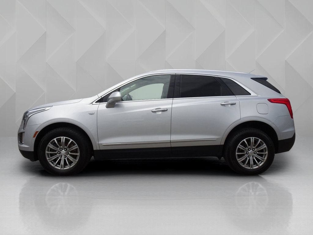 Used 2019 Cadillac XT5 Luxury AWD/4WD image 2