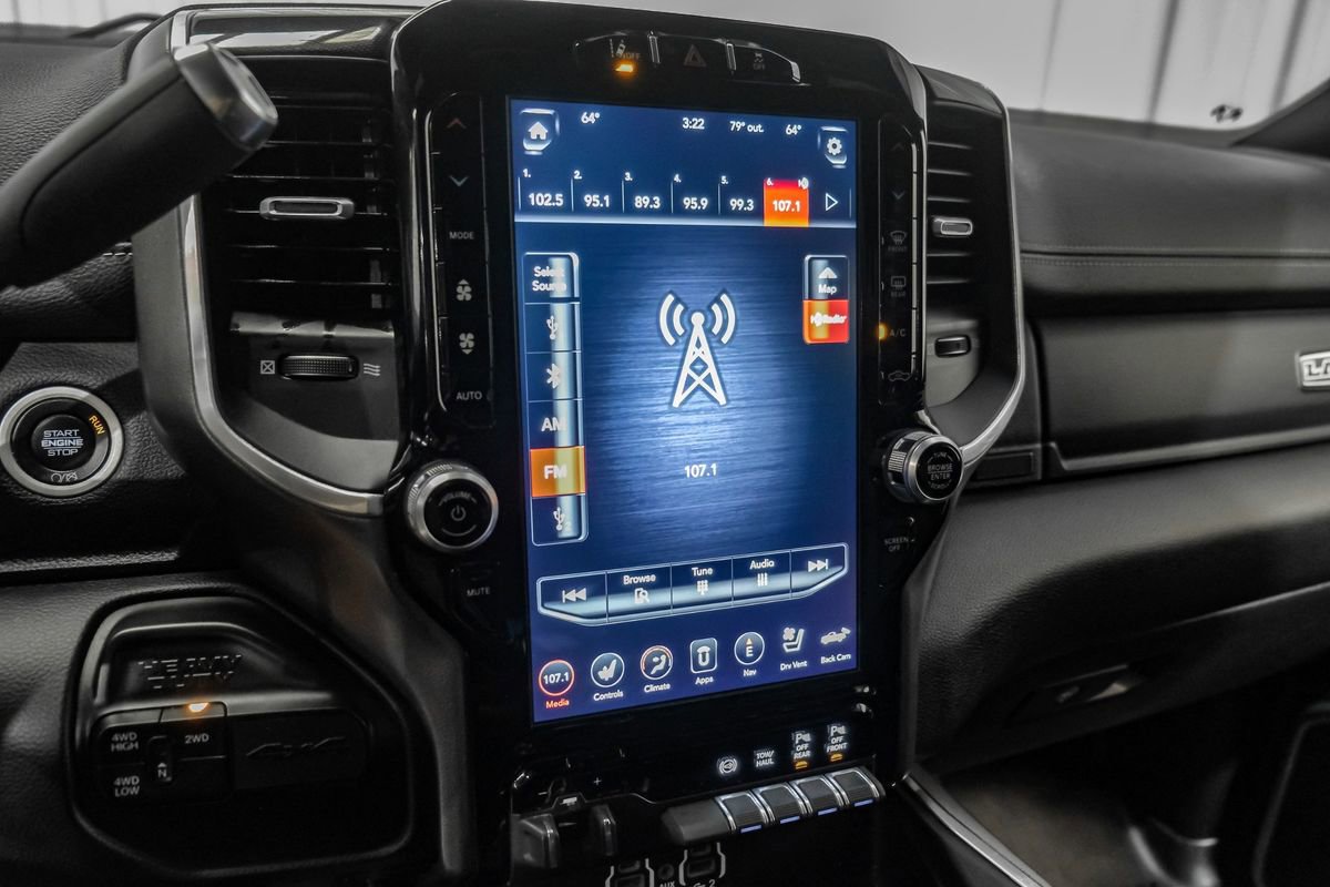 Used 2020 RAM 2500 Laramie w/ Night Edition image 25