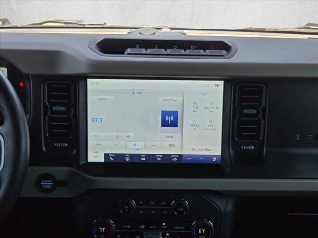 Used 2023 Ford Bronco Wildtrak AWD/4WD image 11