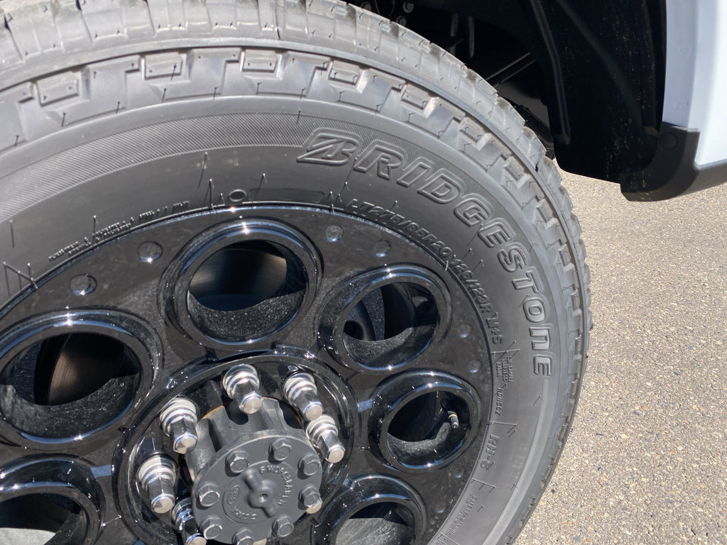 New 2026 Ford F250 4x4 Crew Cab Super Duty image 3