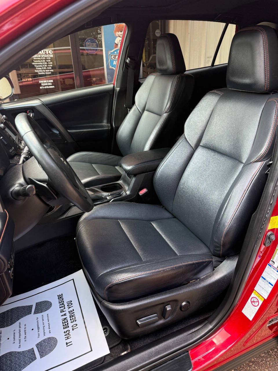 Used 2017 Toyota RAV4 SE w/ Power Extra Value Package AWD/4WD image 10