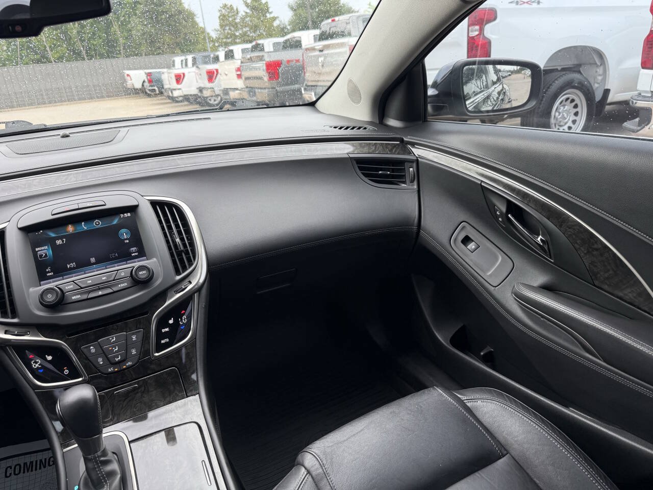 Used 2015 Buick LaCrosse Leather FWD image 20