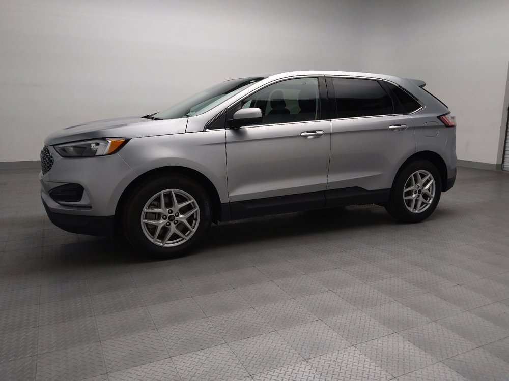 Used 2024 Ford Edge SEL image 2