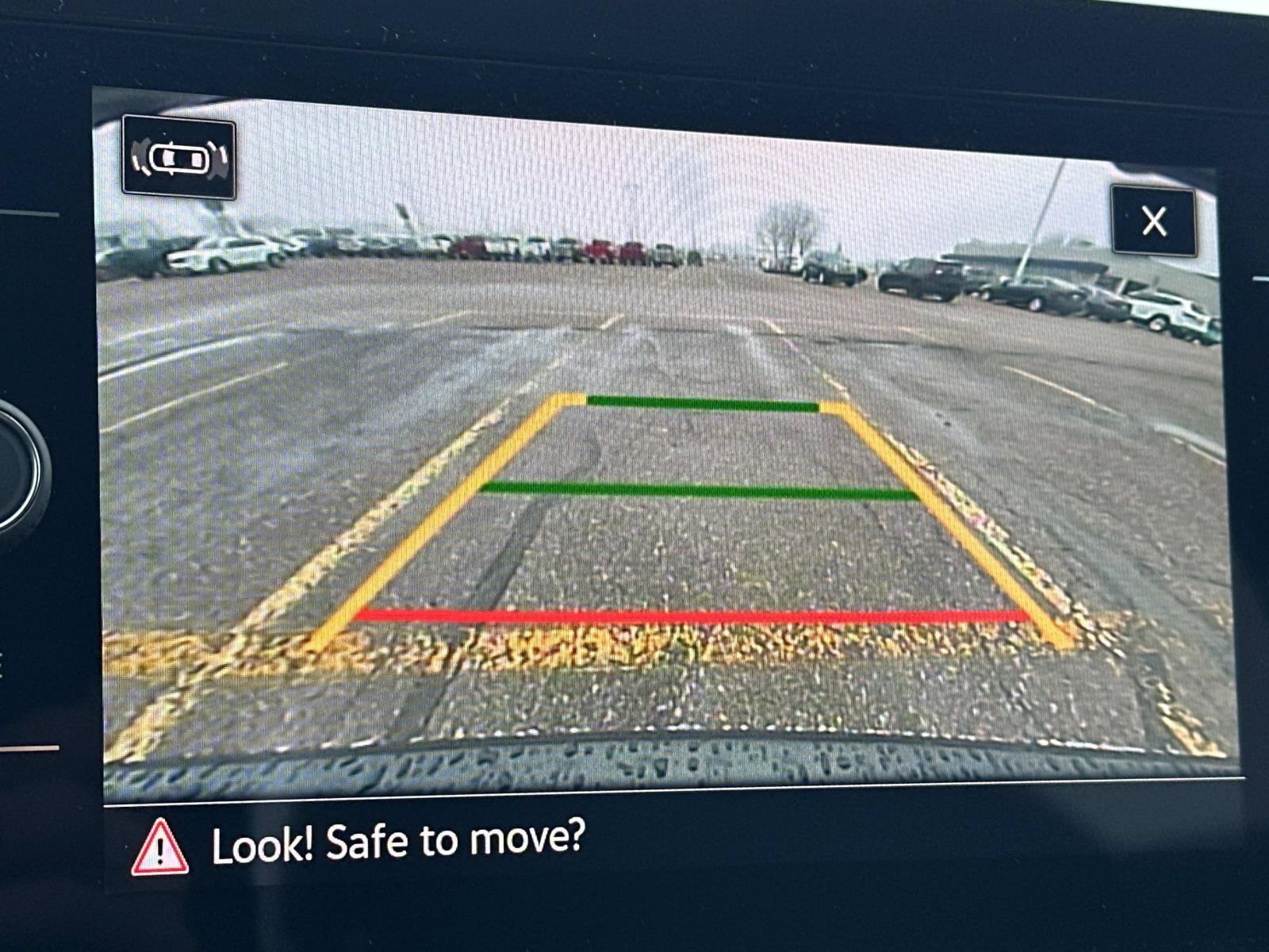 New 2026 Volkswagen Taos SE image 27