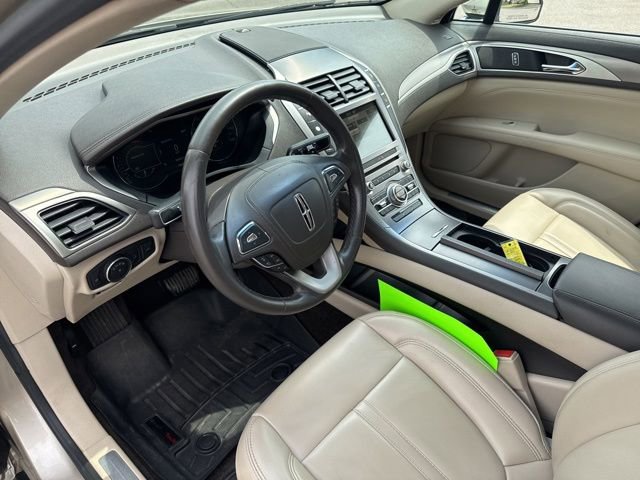Used 2017 Lincoln MKZ Premiere FWD image 15
