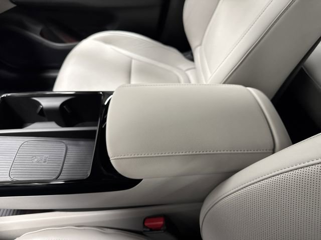 Used 2025 Hyundai Tucson Limited image 21